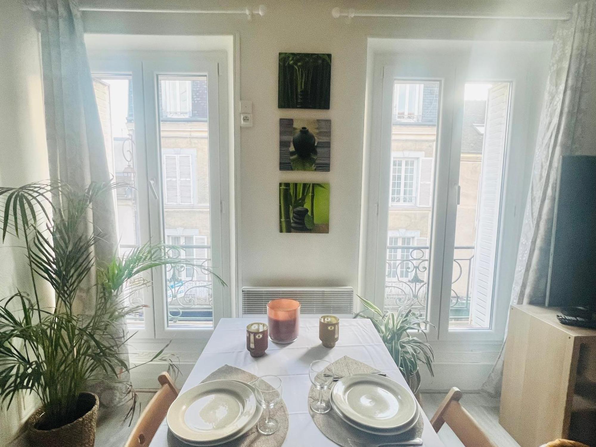 Le Cocon Royal De - Centre-ville #insead #chateau Apartment *